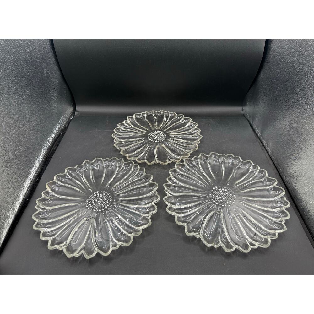 Set of 3 Vintage Hazel Atlas Sunflower Daisy 10" Luncheon Snack Plates